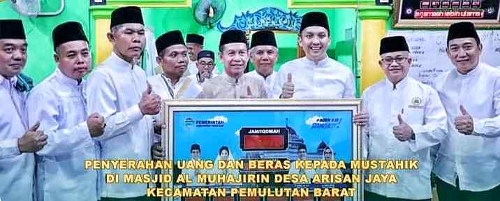 Ketua DPRD Dampingi Bupati OI Safari Ramadhan di Masjid Muhajirin Arisan Jaya Ketua DPRD Dampingi Bupati OI Safari Ramadhan di Masjid Muhajirin Arisan Jaya