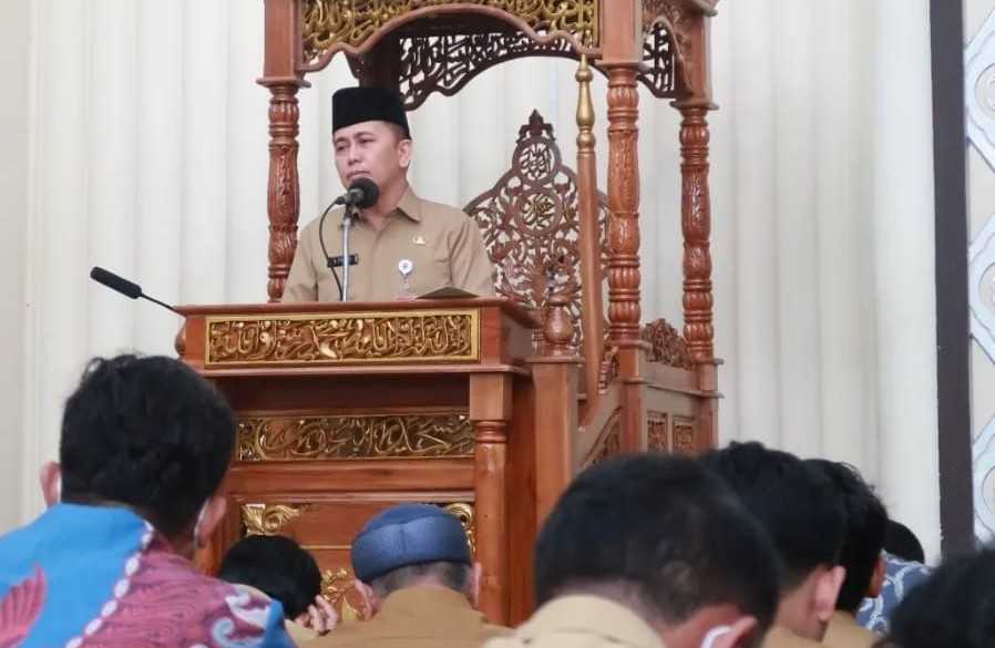 Dirjen Bina Keuda Kemendagri Agus Fatoni Buka Kegiatan Ramadan 1444 H dan Berikan Kuliah Dzuhur Dirjen Bina Keuda Kemendagri Agus Fatoni Buka Kegiatan Ramadan 1444 H dan Berikan Kuliah Dzuhur