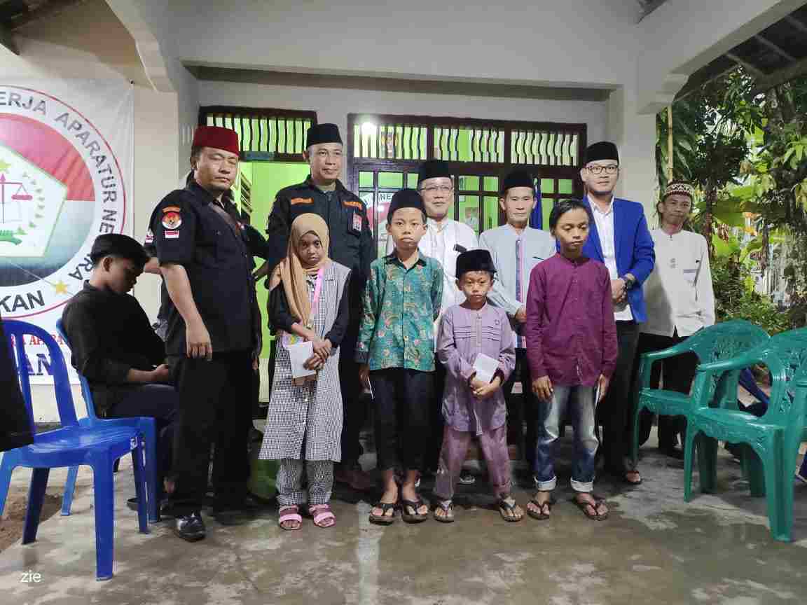 DPD APKAN Lampung Timur Santuni Puluhan Anak Yatim DPD APKAN Lampung Timur Santuni Puluhan Anak Yatim