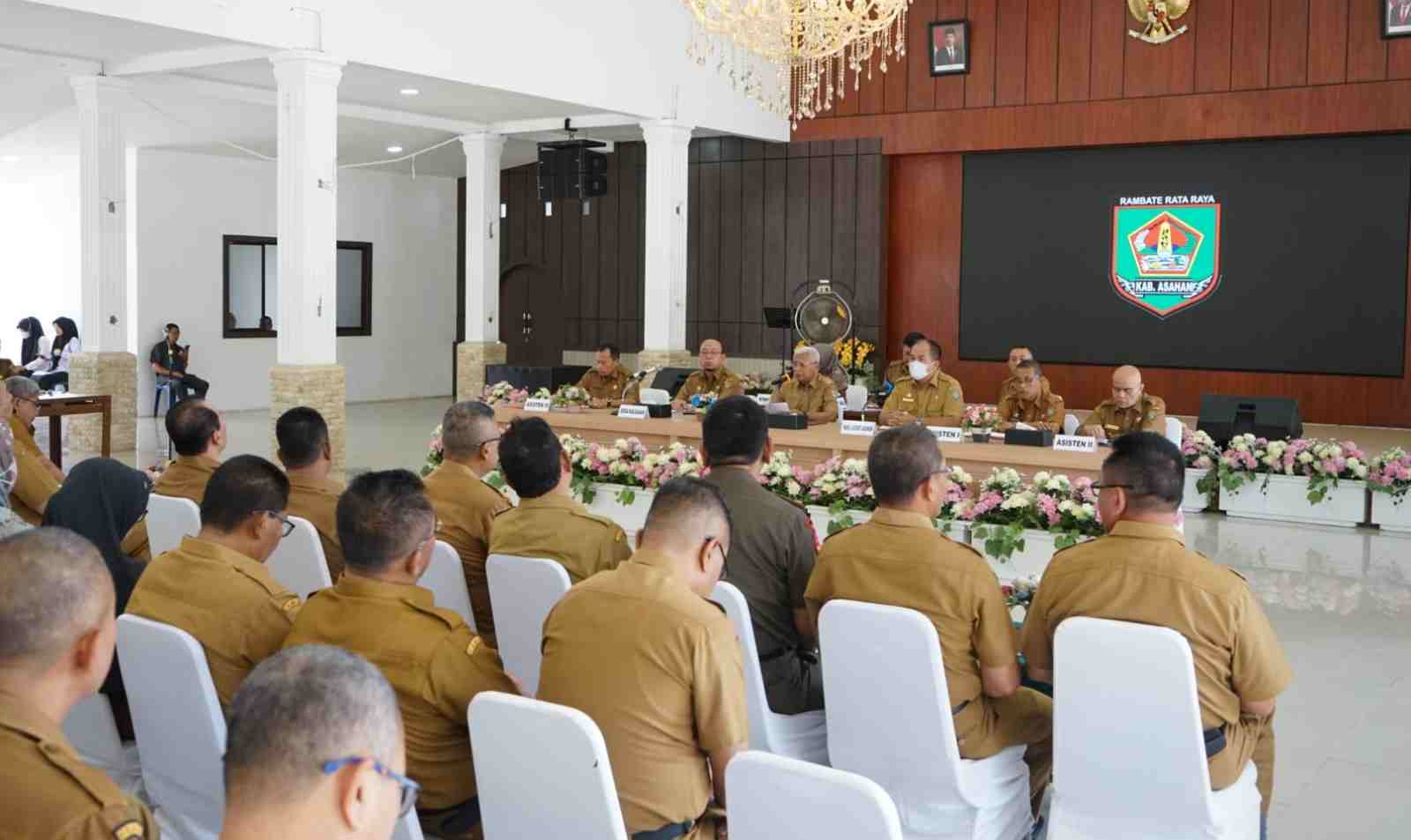 Bupati Surya Pimpin Rakorpem April 2023 Bupati Surya Pimpin Rakorpem April 2023