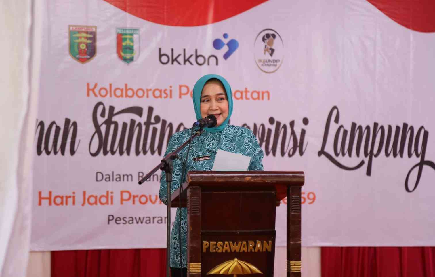 Ibu Riana Sari Buka Baksos Kolaborasi Percepatan Penurunan Stunting dalam Rangka HUT Lampung ke-59 Ibu Riana Sari Buka Baksos Kolaborasi Percepatan Penurunan Stunting dalam Rangka HUT Lampung ke-59