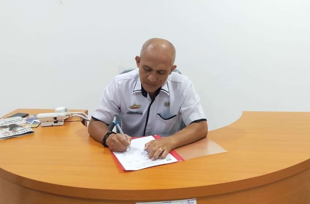 Pembuat Kartu Kuning Rata-rata Berpendidikan SLTA dan Sarjana Pembuat Kartu Kuning Rata-rata Berpendidikan SLTA dan Sarjana