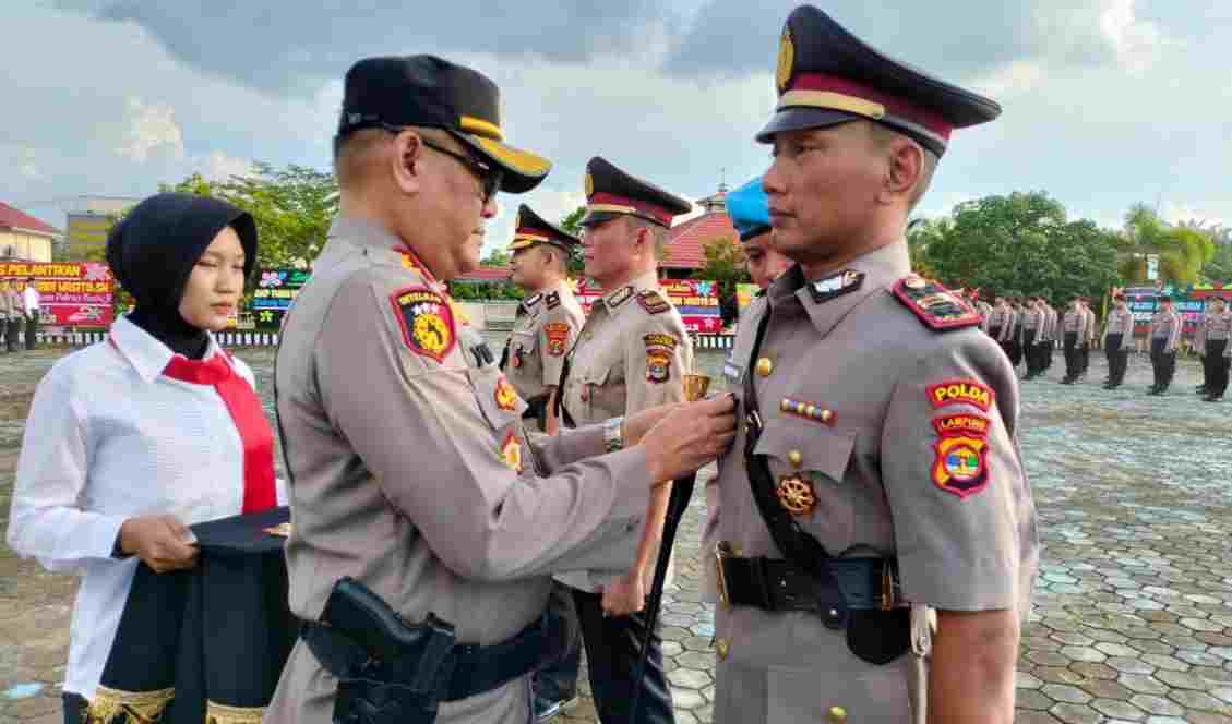 Polres Mesuji Melaksanakan Upacara Sertijab Kabag Ops dan Kasat Intelkam Polres Mesuji Melaksanakan Upacara Sertijab Kabag Ops dan Kasat Intelkam