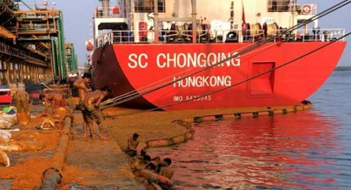 Kasus Tumpahnya CPO di Dermaga 106 Ujung Baru Beawan akan Dibawa ke Ranah Hukum Kasus Tumpahnya CPO di Dermaga 106 Ujung Baru Beawan akan Dibawa ke Ranah Hukum