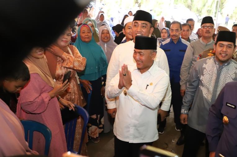 Pj Bupati Apriyadi: Selamat Lebaran, Hormati Perbedaan Pj Bupati Apriyadi: Selamat Lebaran, Hormati Perbedaan