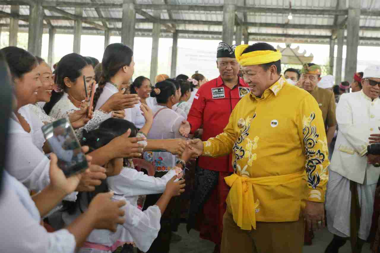 Gubernur Arinal Ajak Umat Hindu Jaga Keharmonisan dan Mendukung Pembangunan Gubernur Arinal Ajak Umat Hindu Jaga Keharmonisan dan Mendukung Pembangunan