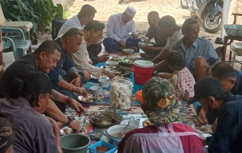 Mempererat Silaturahmi Sesama Anggota, LPKSM Kabupaten Pesawaran Menggelar Halal Bihalal Mempererat Silaturahmi Sesama Anggota, LPKSM Kabupaten Pesawaran Menggelar Halal Bihalal