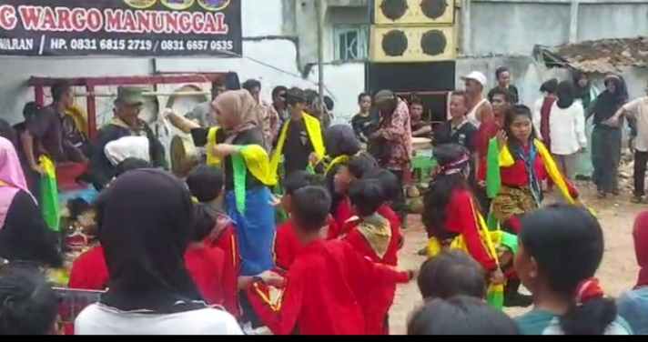 Pembina Jaran Kepang Turonggo Japung Wargo Manunggal Meriahkan Seni Budaya Jaran Kepang Pembina Jaran Kepang Turonggo Japung Wargo Manunggal Meriahkan Seni Budaya Jaran Kepang