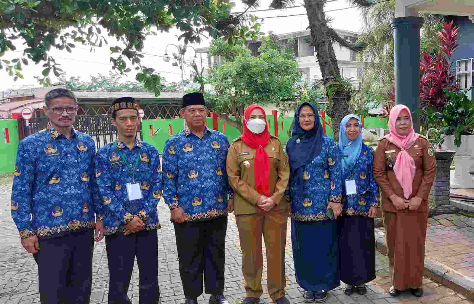 Ratusan Siswa SMPN 2 Bandar Lampung Ikuti Ujian Sekolah Ratusan Siswa SMPN 2 Bandar Lampung Ikuti Ujian Sekolah