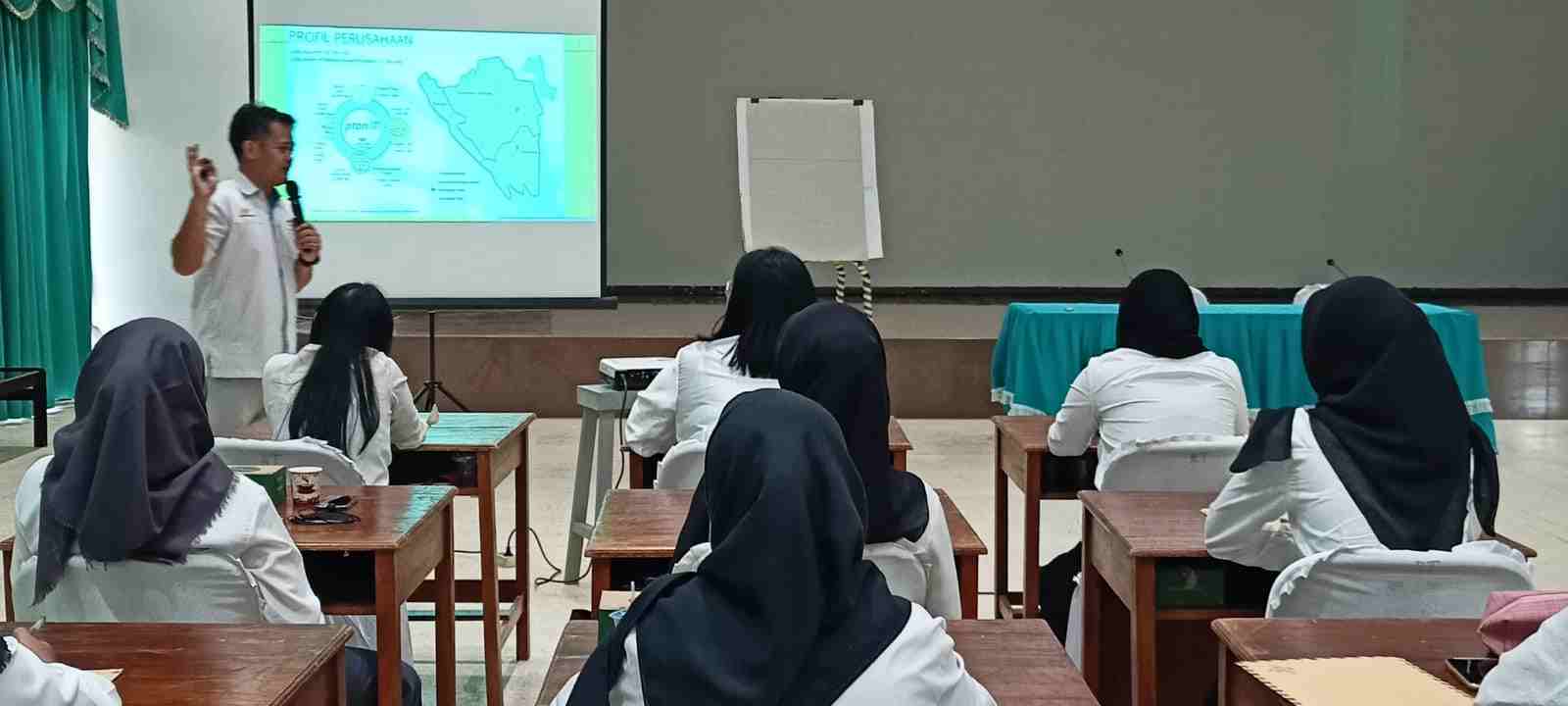 Program GAYA, 25 Sarjana Magang di PTPN VII Program GAYA, 25 Sarjana Magang di PTPN VII