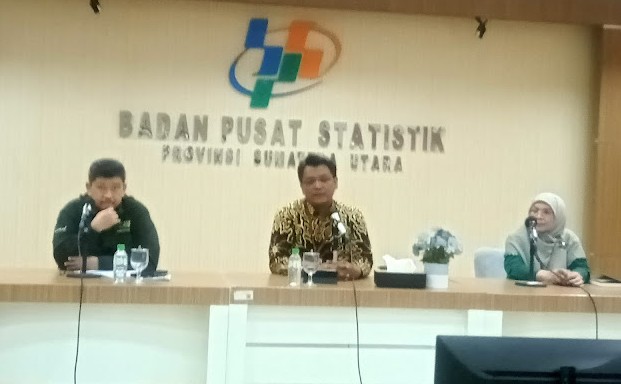 BPS Sumut: Cabai Merah Komoditas Dominan Deflasi 0,18 Persen BPS Sumut: Cabai Merah Komoditas Dominan Deflasi 0,18 Persen