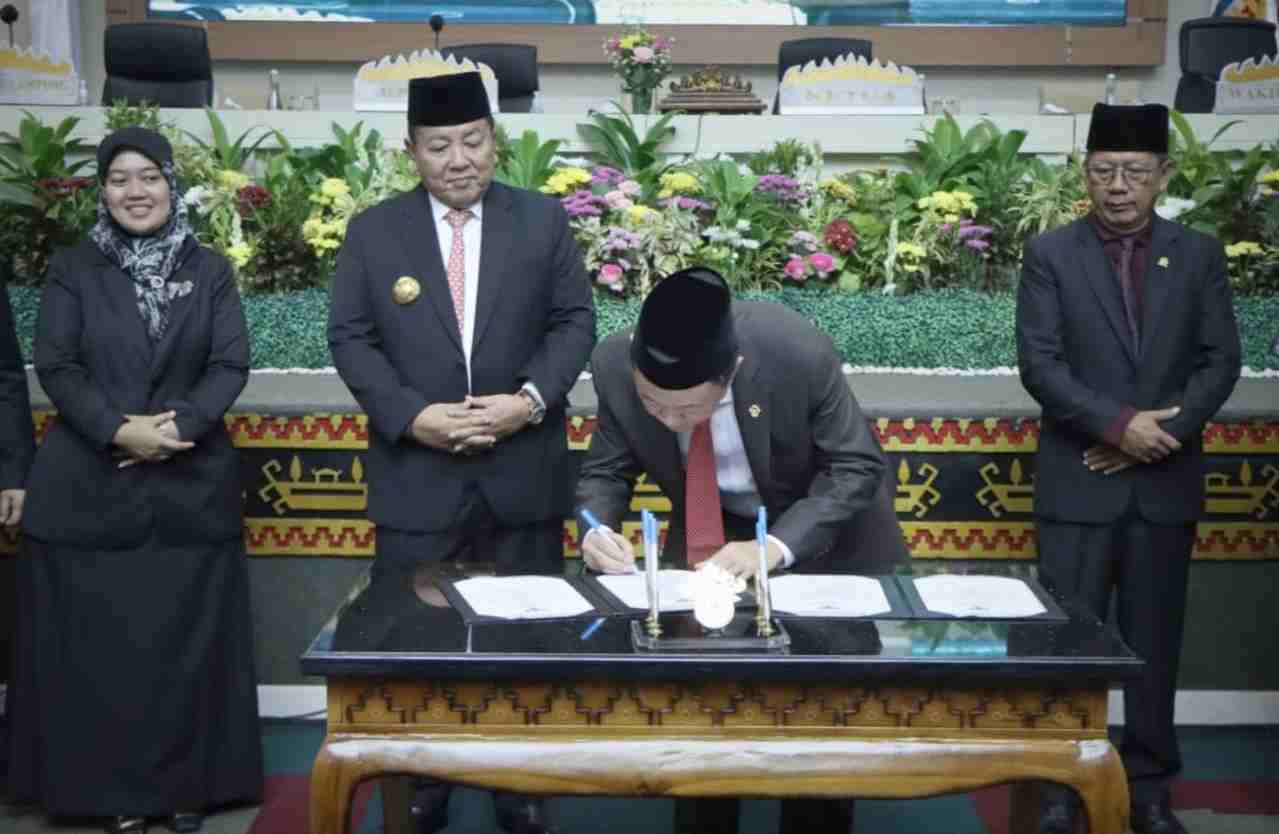 Raih Opini WTP ke-9 Kalinya, Gubernur Harapkan Kualitas Laporan Keuangan Dapat Ditingkatkan Raih Opini WTP ke-9 Kalinya, Gubernur Harapkan Kualitas Laporan Keuangan Dapat Ditingkatkan