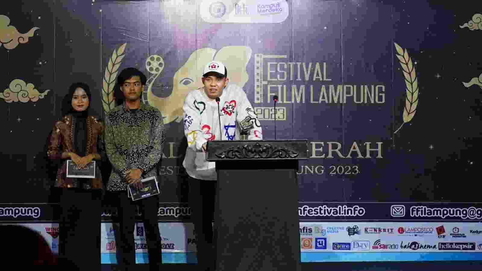 “Taruh Nyawa” Film Terbaik FFL 2023 “Taruh Nyawa” Film Terbaik FFL 2023