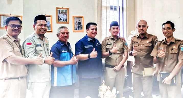 Ketua Komisi II DPRD Kunjungi Kantor BAZNAS OI, Afrizal Mengapresiasi ke-6 Program BAZNAS Ketua Komisi II DPRD Kunjungi Kantor BAZNAS OI, Afrizal Mengapresiasi ke-6 Program BAZNAS