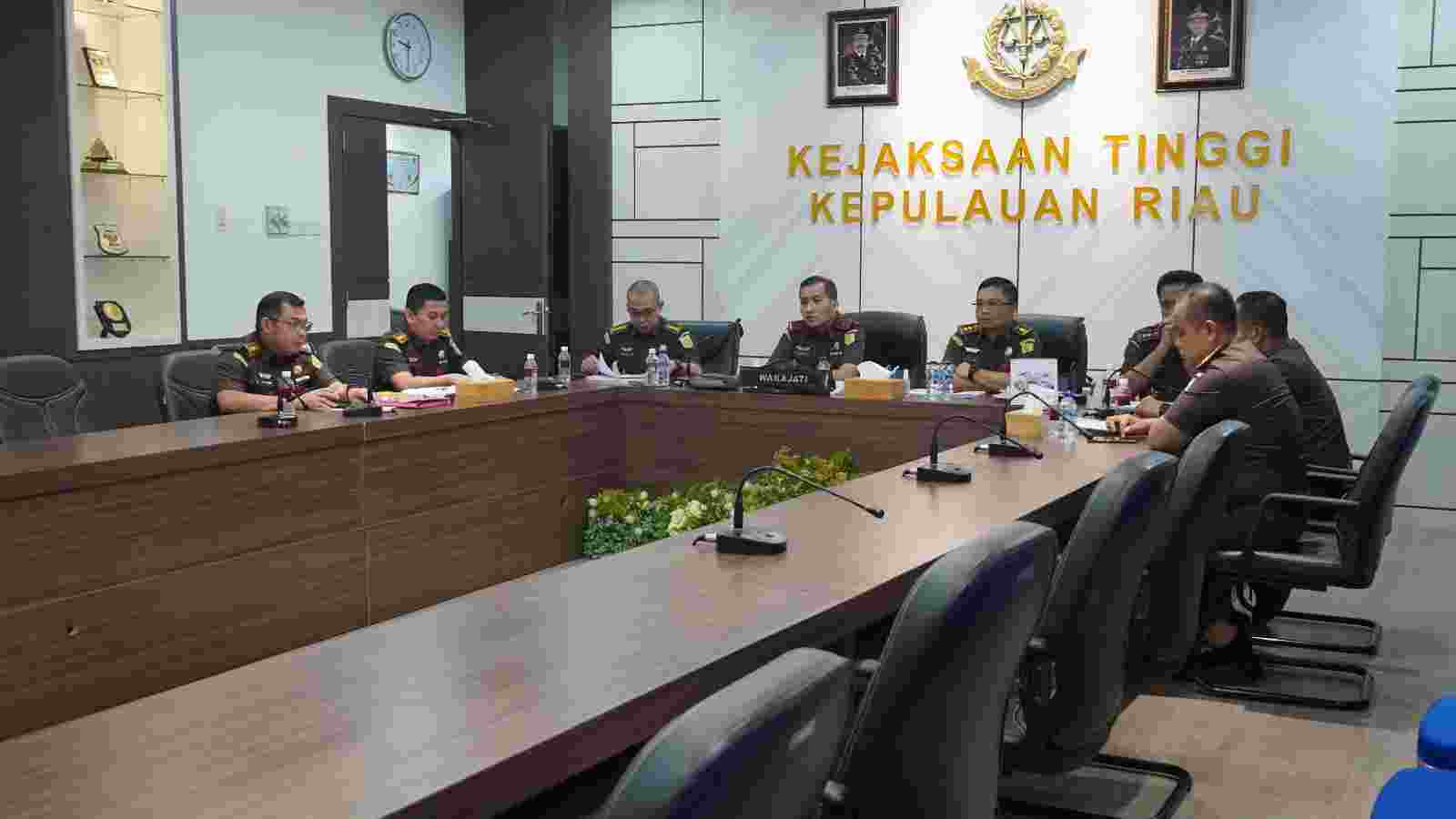 JAM PIDUM Kejagung RI Menyetujui 6 Perkara Dihentian Penuntutan Berdasarkan Keadilan Restoratif JAM PIDUM Kejagung RI Menyetujui 6 Perkara Dihentian Penuntutan Berdasarkan Keadilan Restoratif
