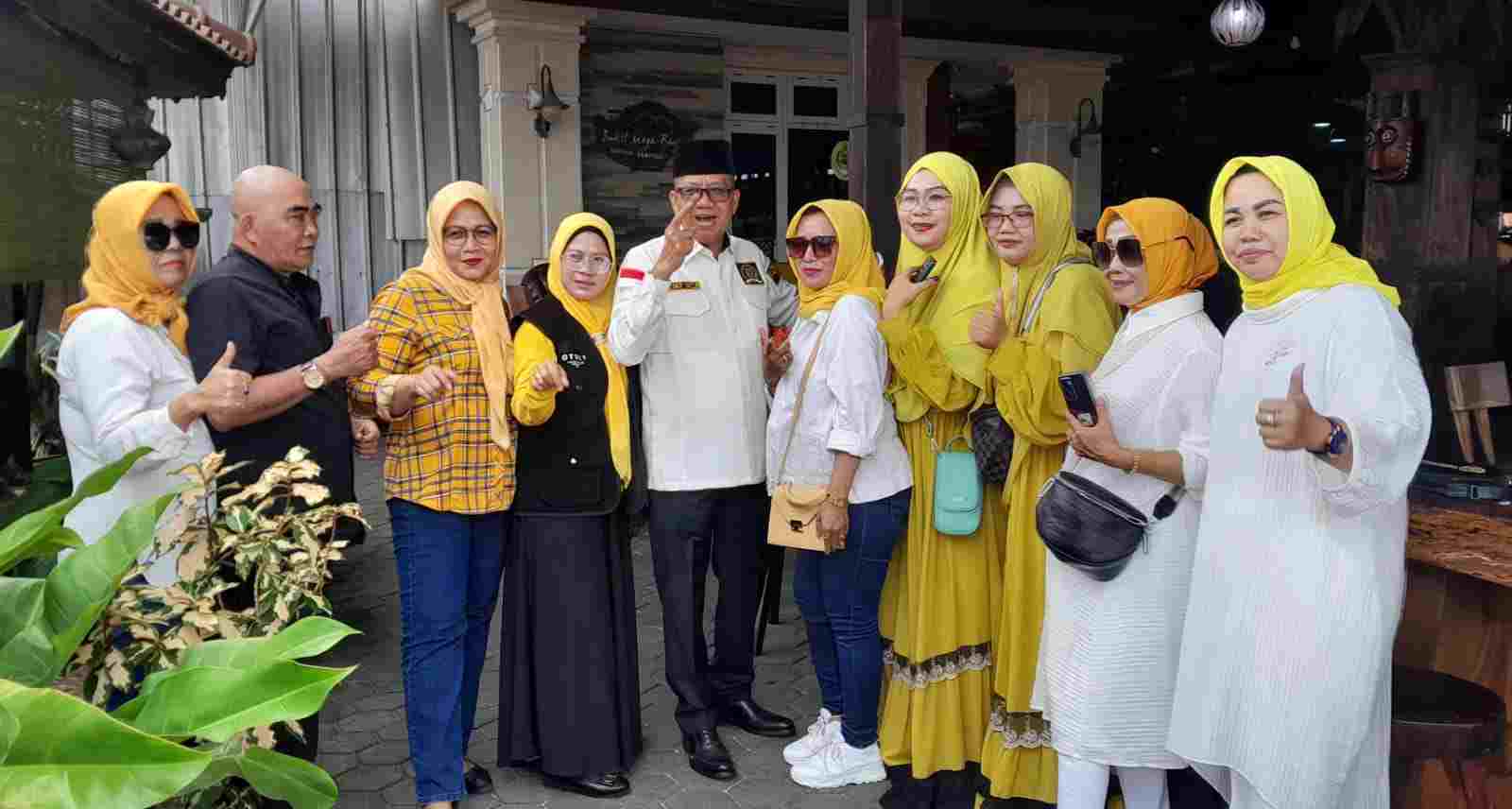 Halal Bihalal Depidar VII SOKSI, Azwar Yacub Minta Kader Golkar Menangkan Pemilu 2024 Halal Bihalal Depidar VII SOKSI, Azwar Yacub Minta Kader Golkar Menangkan Pemilu 2024