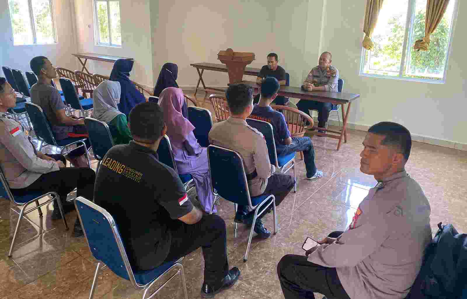 Program dari Kepolisian, Polres Kepulauan Anambas Kembali Menggelar Jumat Curhat Program dari Kepolisian, Polres Kepulauan Anambas Kembali Menggelar Jumat Curhat