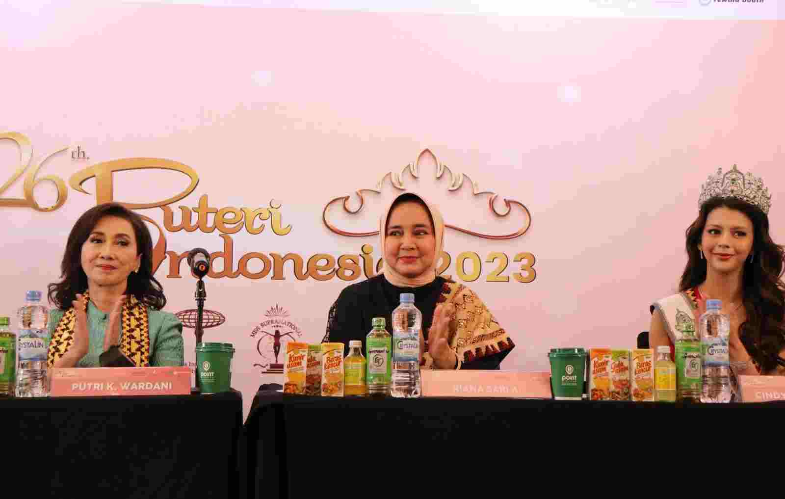 Ketua TP. PKK Provinsi Lampung Menjadi Panelis Pada Ajang Pemilihan Puteri Indonesia ke-26 Ketua TP. PKK Provinsi Lampung Menjadi Panelis Pada Ajang Pemilihan Puteri Indonesia ke-26