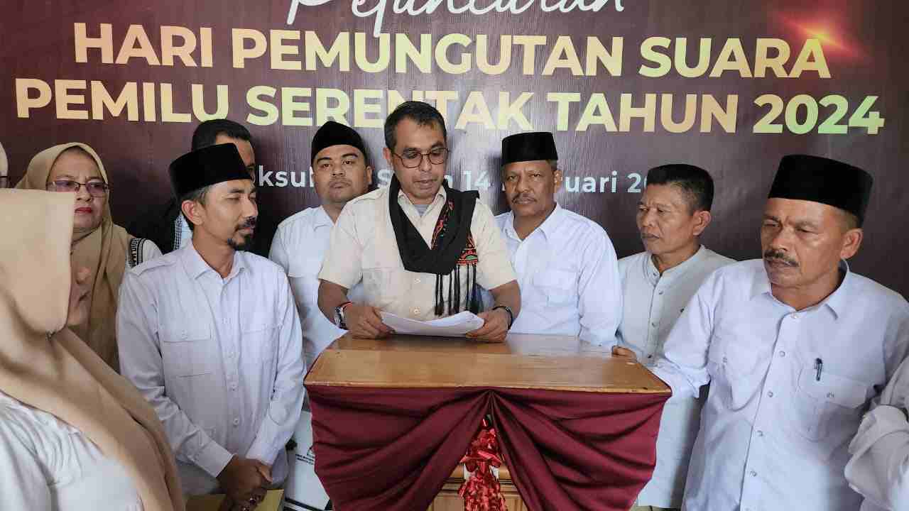 Gerindra Aceh Utara Daftarkan 45 Bacaleg ke Kantor KIP Gerindra Aceh Utara Daftarkan 45 Bacaleg ke Kantor KIP