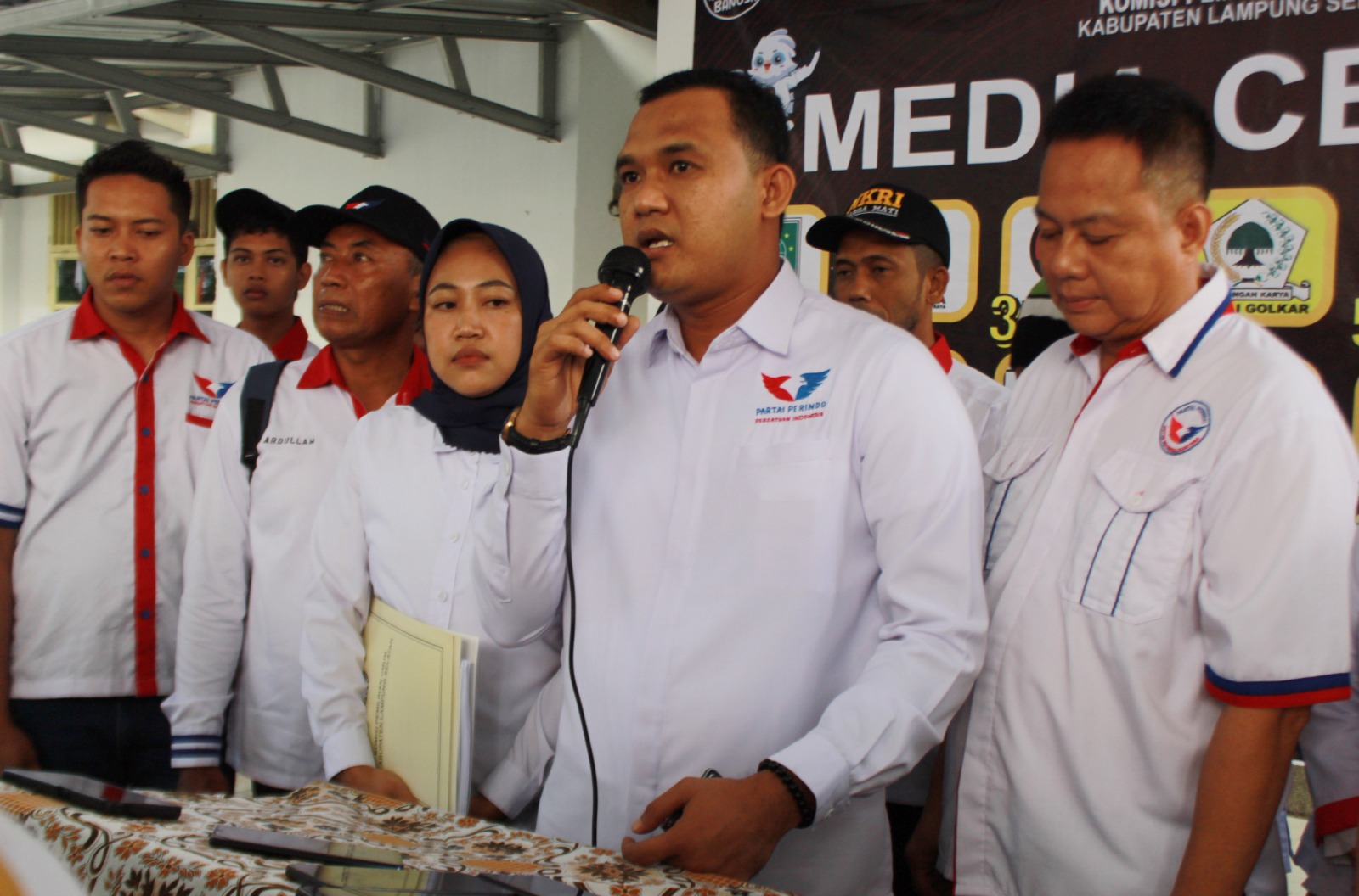 Target Masuk 4 Besar DPD Partai Perindo Lampung Selatan Daftarkan BaCaLeg ke KPU Target Masuk 4 Besar DPD Partai Perindo Lampung Selatan Daftarkan BaCaLeg ke KPU