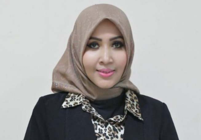 Evi Susina Bacaleg dari Pesawaran, Ingin Melanjutkan Pengabdian Kepada Masyarakat Evi Susina Bacaleg dari Pesawaran, Ingin Melanjutkan Pengabdian Kepada Masyarakat