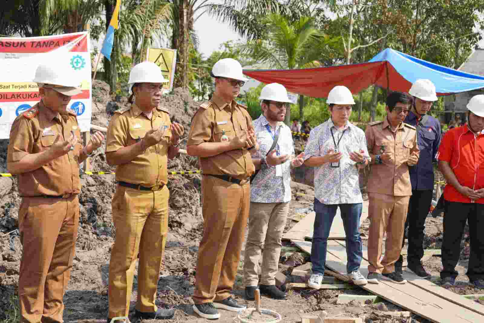 Perusahaan Provider dan Pembangunan Tower Peletakan Batu Pertama Pembangunan Menara BTS Perusahaan Provider dan Pembangunan Tower Peletakan Batu Pertama Pembangunan Menara BTS