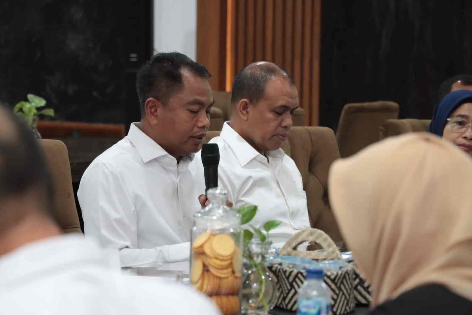 Bupati Darma Wijaya Terima Kunjungan Komisi A DPRD Sumut Bupati Darma Wijaya Terima Kunjungan Komisi A DPRD Sumut