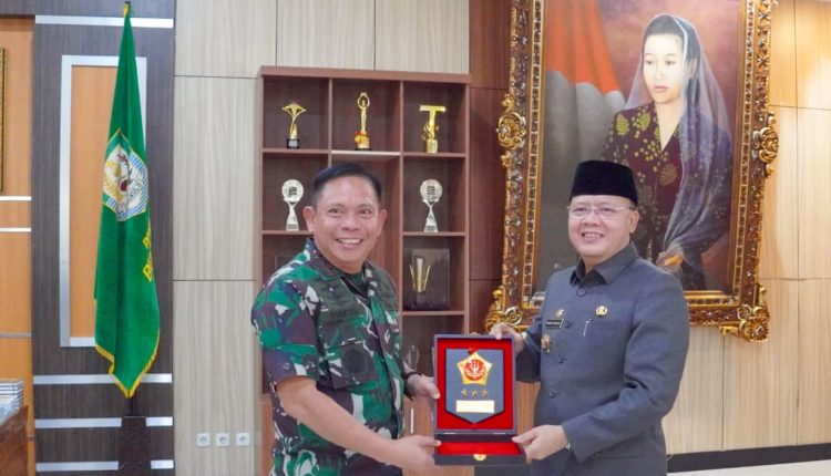 Gubernur Usulkan Pembangunan Lanudal Penunjang Pembangunan Pulau Enggano Sebagai Pulau 3T Gubernur Usulkan Pembangunan Lanudal Penunjang Pembangunan Pulau Enggano Sebagai Pulau 3T