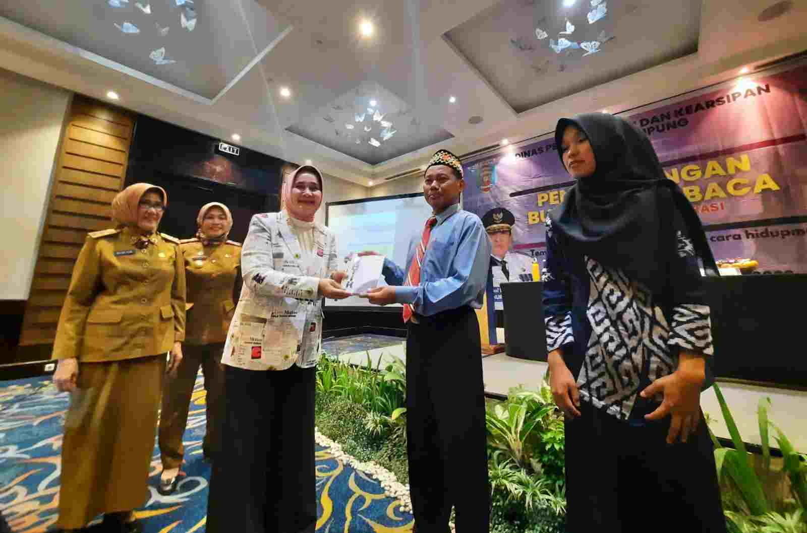 Budaya Membaca Ditanamkan Sejak Dini Budaya Membaca Ditanamkan Sejak Dini