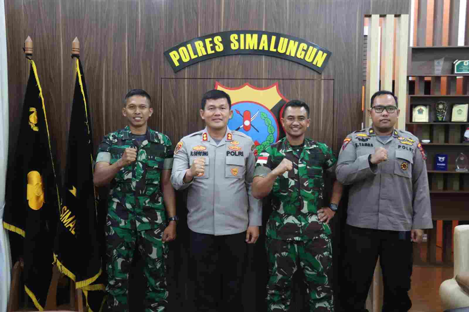Kapolres Simalungun Terima Kunjungan Silaturahmi Danyonif 122 Tombak Sakti Kapolres Simalungun Terima Kunjungan Silaturahmi Danyonif 122 Tombak Sakti