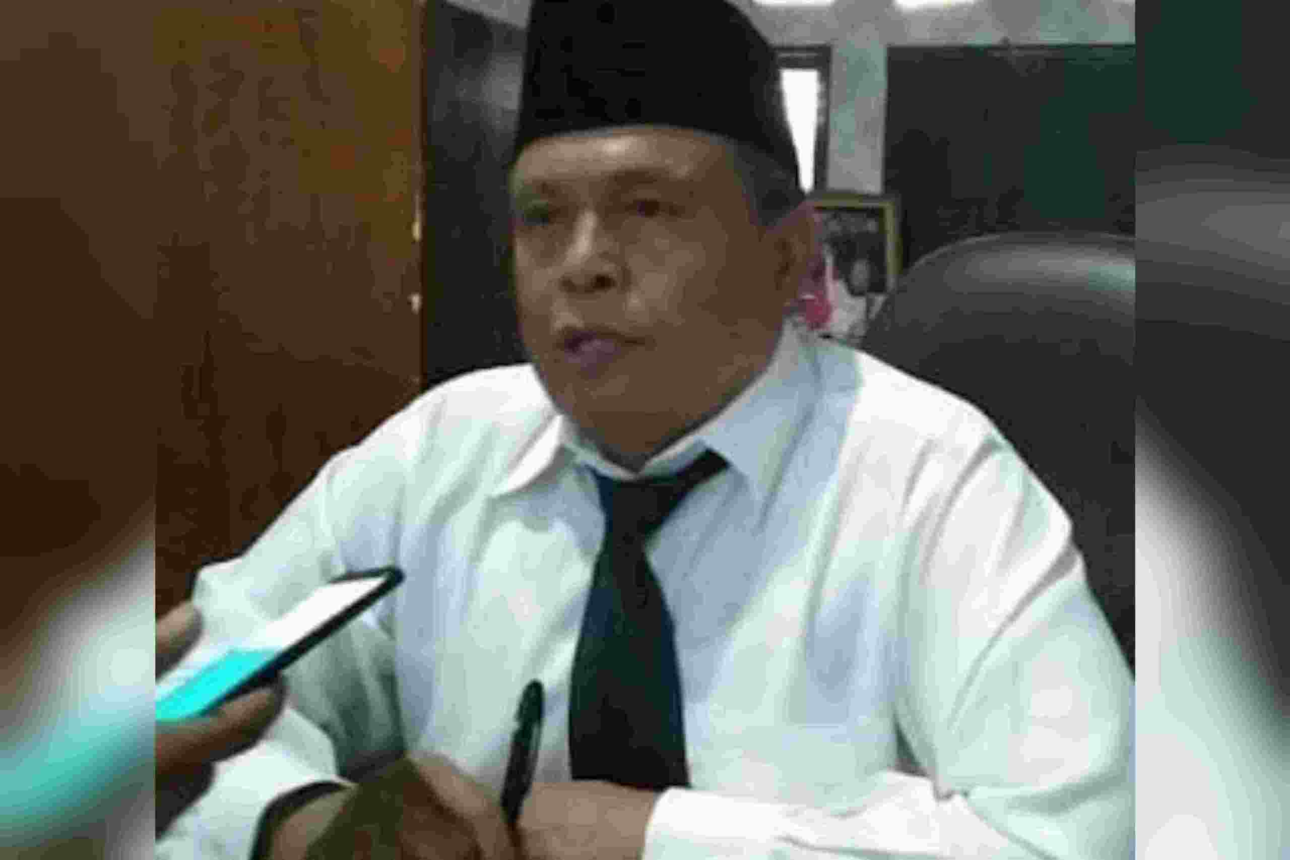 Senator H. Ahmad Kanedi Mendapat Penghargaan dari BK DPD RI Senator H. Ahmad Kanedi Mendapat Penghargaan dari BK DPD RI