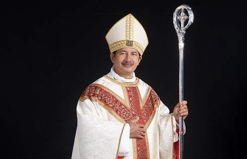 Uskup Baru untuk Lampung, Mgr. Vinsensius Setiawan Triatmojo Ditahbiskan Uskup Baru untuk Lampung, Mgr. Vinsensius Setiawan Triatmojo Ditahbiskan