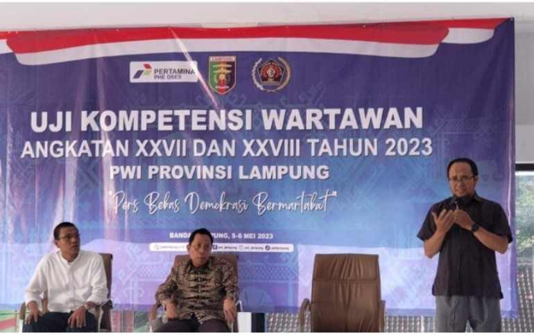 PHE OSES Dukung Profesionalitas Jurnalistik Melalui UKW PHE OSES Dukung Profesionalitas Jurnalistik Melalui UKW