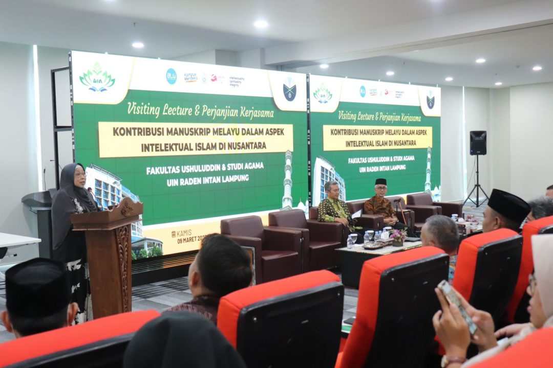 UIN Raden Intan Lampung Hadirkan Dua Guru Besar UKM Malaysia UIN Raden Intan Lampung Hadirkan Dua Guru Besar UKM Malaysia