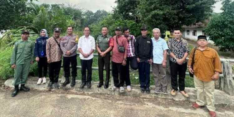 Reses Bersama Kelompok P3A dan KWT, Ningrum Tinjau Kondisi Irigasi di Way Seputih Reses Bersama Kelompok P3A dan KWT, Ningrum Tinjau Kondisi Irigasi di Way Seputih