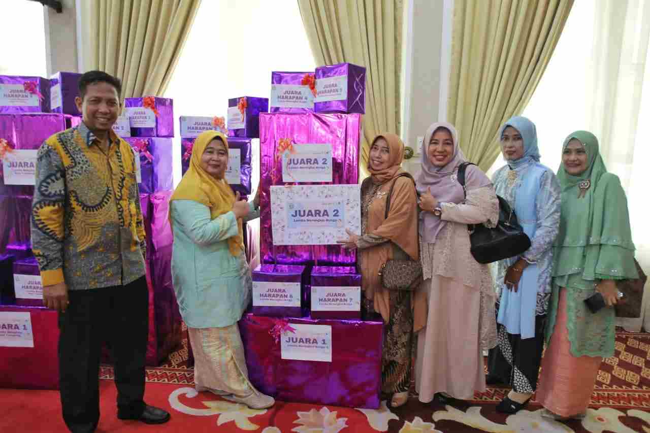 TP. PKK Asahan Raih Juara II Lomba Peringatan Hari Kartini Tingkat Provsu 2023 TP. PKK Asahan Raih Juara II Lomba Peringatan Hari Kartini Tingkat Provsu 2023