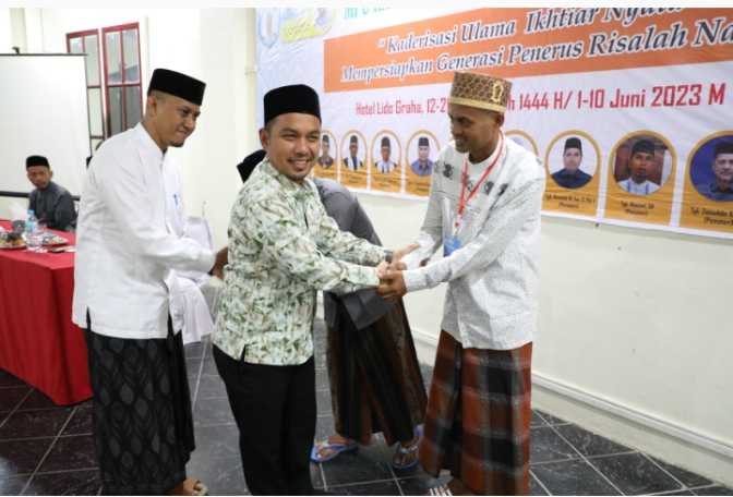 Pj Bupati Aceh Utara Buka Acara Pendidikan Kader Ulama Pj Bupati Aceh Utara Buka Acara Pendidikan Kader Ulama