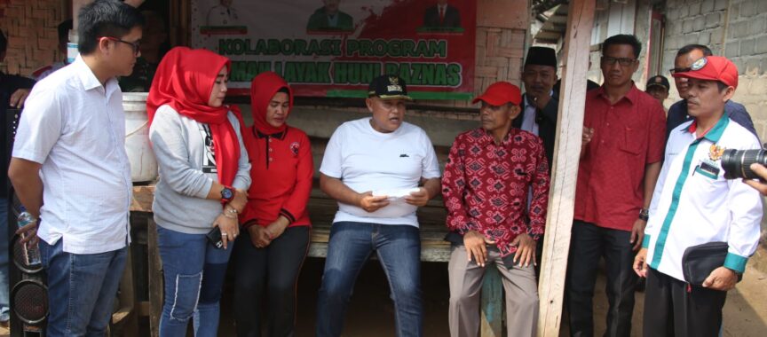 Bupati Lamsel Bersama Baznas Serahkan Bantuan RTLH Kepada Masyarakat Jati Agung Bupati Lamsel Bersama Baznas Serahkan Bantuan RTLH Kepada Masyarakat Jati Agung