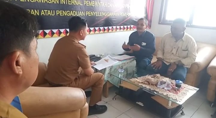 Perwakilan Masyarakat Gunung Sari dan Tanjung Rejo Bersama LSM Lipan Datangi Kantor Inspektorat Perwakilan Masyarakat Gunung Sari dan Tanjung Rejo Bersama LSM Lipan Datangi Kantor Inspektorat