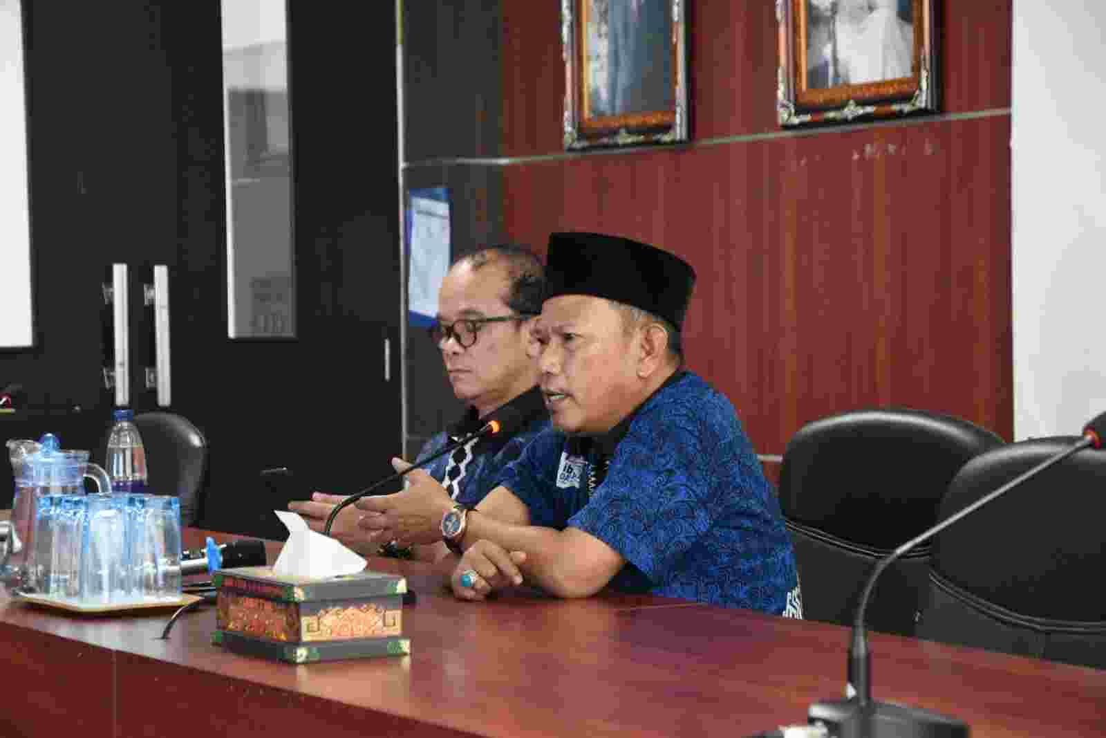 Jalan Sehat dan Khitanan Massal Warnai Puncak Acara Dies Natalis ke-26 IIB Darmajaya Jalan Sehat dan Khitanan Massal Warnai Puncak Acara Dies Natalis ke-26 IIB Darmajaya