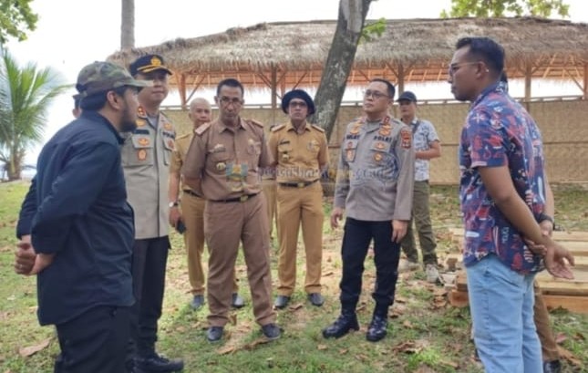 Kapolda Lampung Irjen Pol Helmi Santika Tinjau Lokasi WSL Krui PRO QS 5000 Kapolda Lampung Irjen Pol Helmi Santika Tinjau Lokasi WSL Krui PRO QS 5000