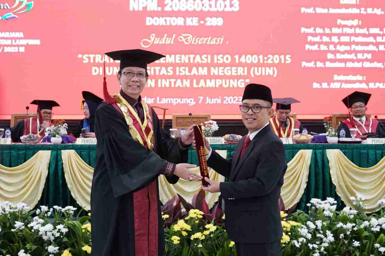 Angkat Isu Lingkungan, Ketua UI Green Metric Jadi Penguji Sidang Promosi Doktor Kakanwil Kemenag Angkat Isu Lingkungan, Ketua UI Green Metric Jadi Penguji Sidang Promosi Doktor Kakanwil Kemenag