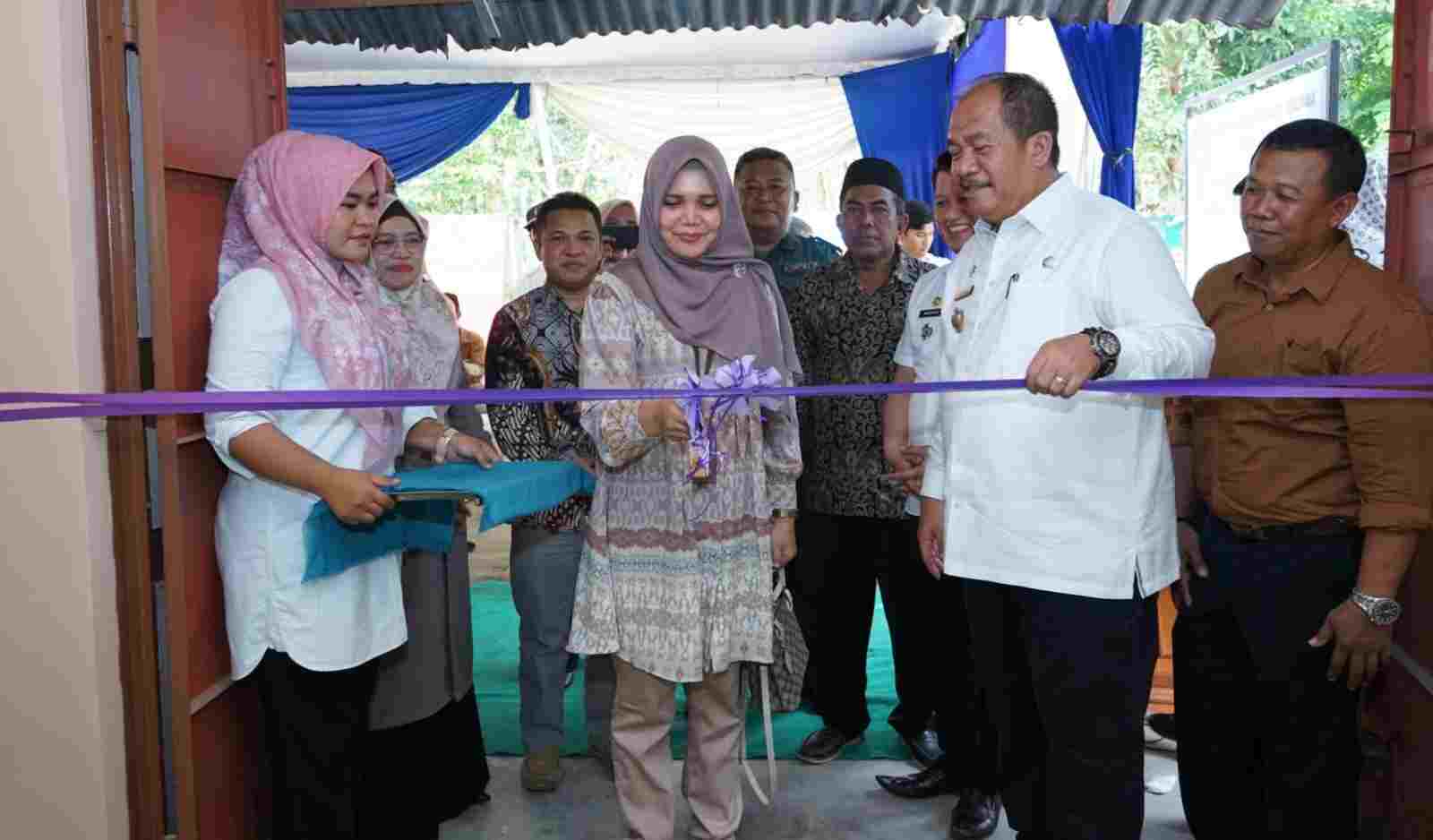 Wabup Taufik Resmikan Kantor Bumdesma Anyar Abadi Wabup Taufik Resmikan Kantor Bumdesma Anyar Abadi