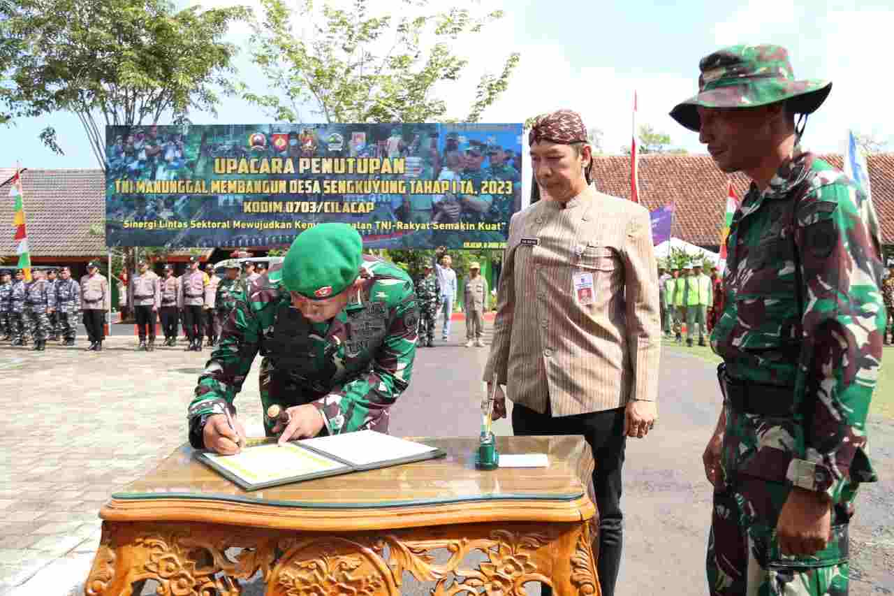 Penutupan TMMD Kodim Cilacap, Perbatasan Harus Ditata Lebih Baik Penutupan TMMD Kodim Cilacap, Perbatasan Harus Ditata Lebih Baik