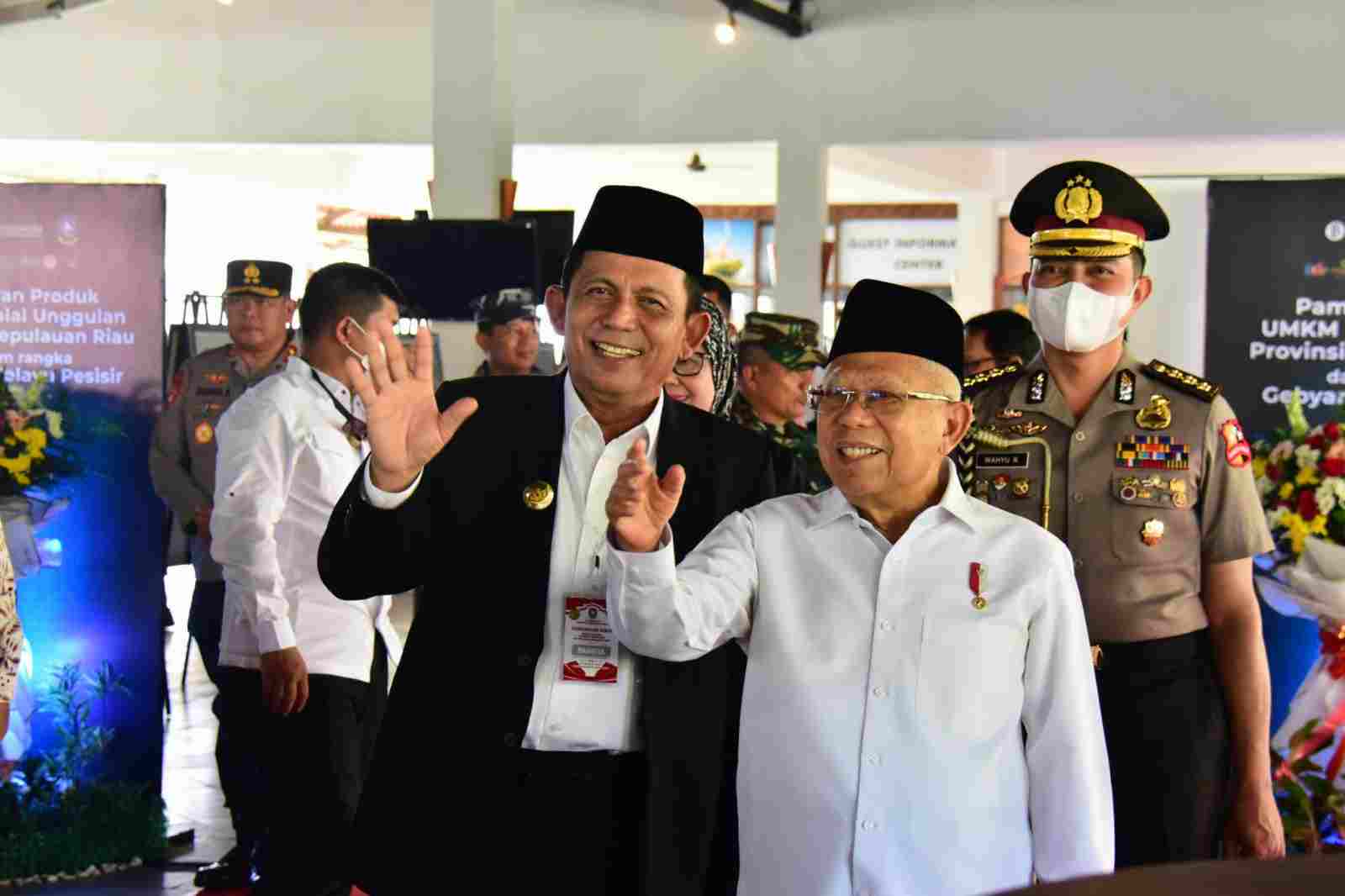 Wapres RI KH. Ma’ruf Amin Hadiri Pengukuhan H. Ansar Ahmad Sebagai Ketua KDEKS Wapres RI KH. Ma’ruf Amin Hadiri Pengukuhan H. Ansar Ahmad Sebagai Ketua KDEKS