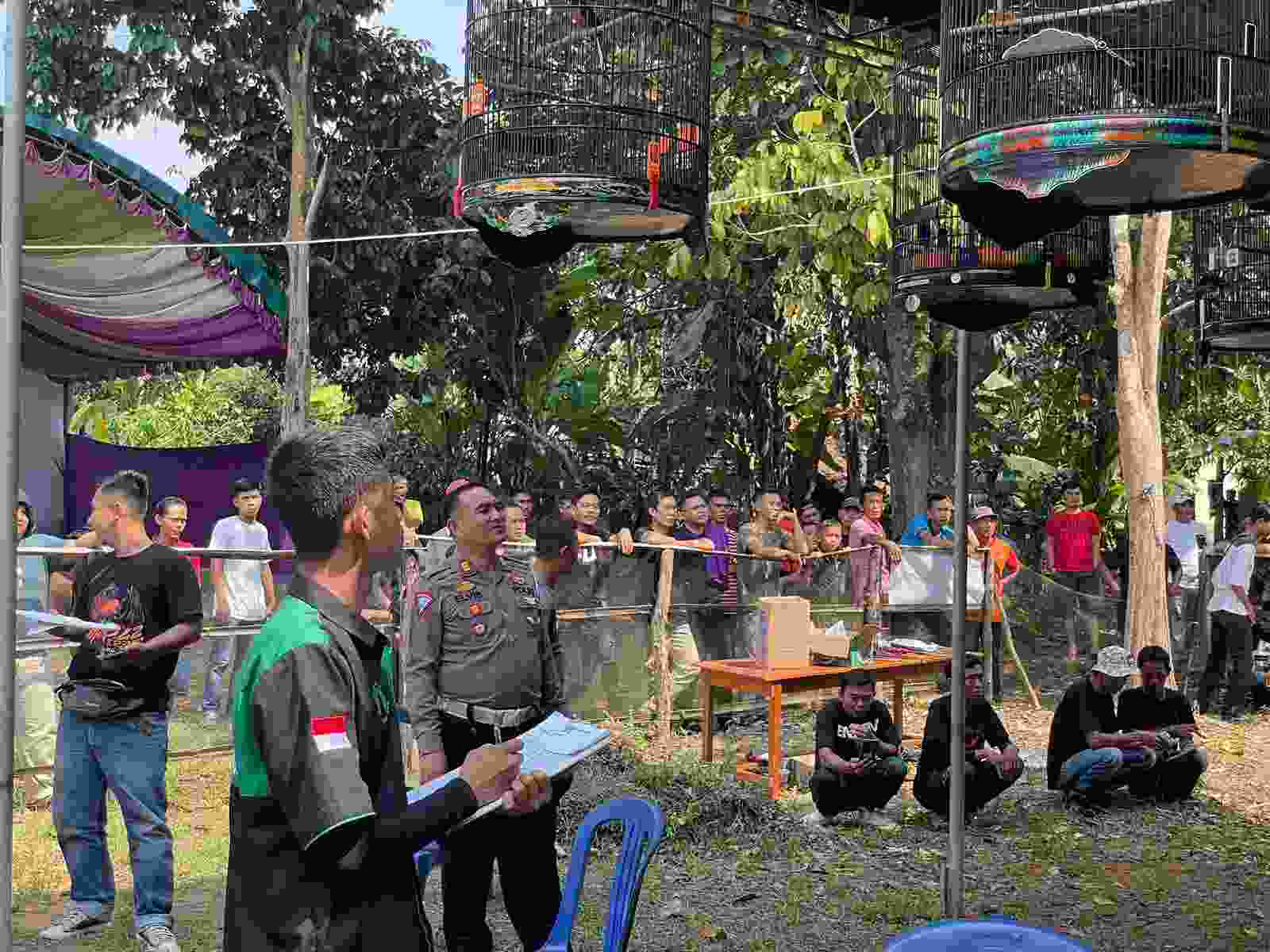 Semarak Hari Bhayangkara ke-77, Polres Way Kanan Gelar Lomba Burung Berkicau Semarak Hari Bhayangkara ke-77, Polres Way Kanan Gelar Lomba Burung Berkicau