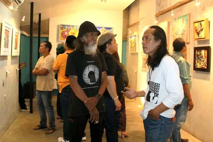 Pembukaan Pameran Gasspol Community “Melangkah Bersama” di Tan Artspace Semarang Meriah Pembukaan Pameran Gasspol Community “Melangkah Bersama” di Tan Artspace Semarang Meriah
