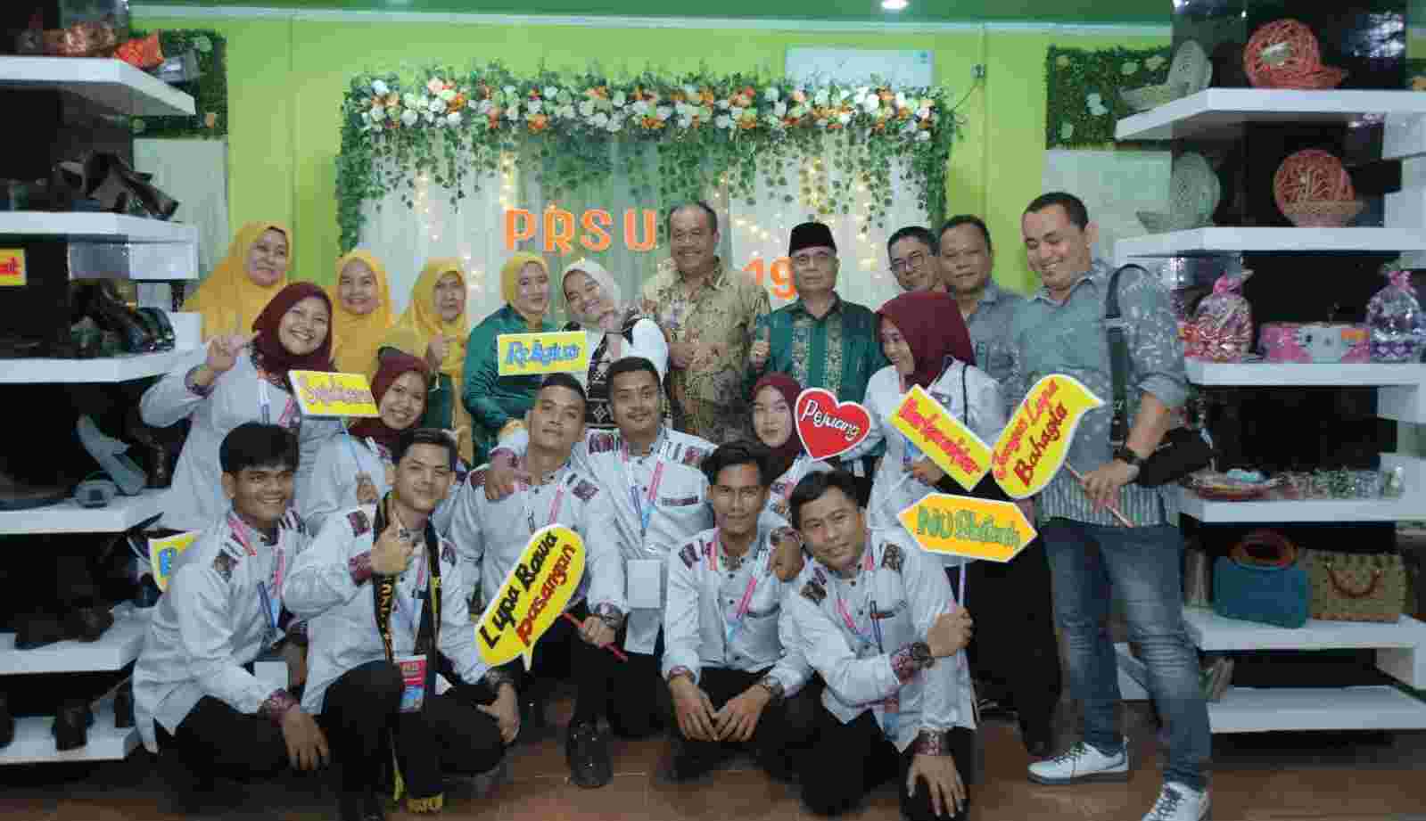 Wabup Taufik Ikuti Rangkaian Pembukaan PRSU ke-49 Wabup Taufik Ikuti Rangkaian Pembukaan PRSU ke-49