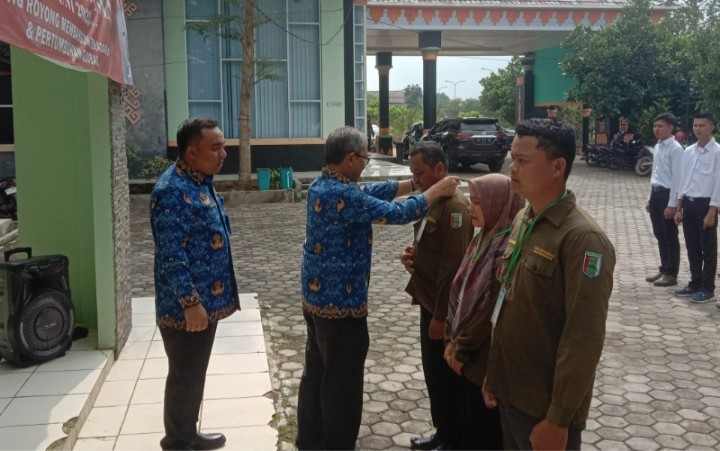 Disbunak Pesawaran Melepas 46 Orang Satgas Hewan Ternak Disbunak Pesawaran Melepas 46 Orang Satgas Hewan Ternak