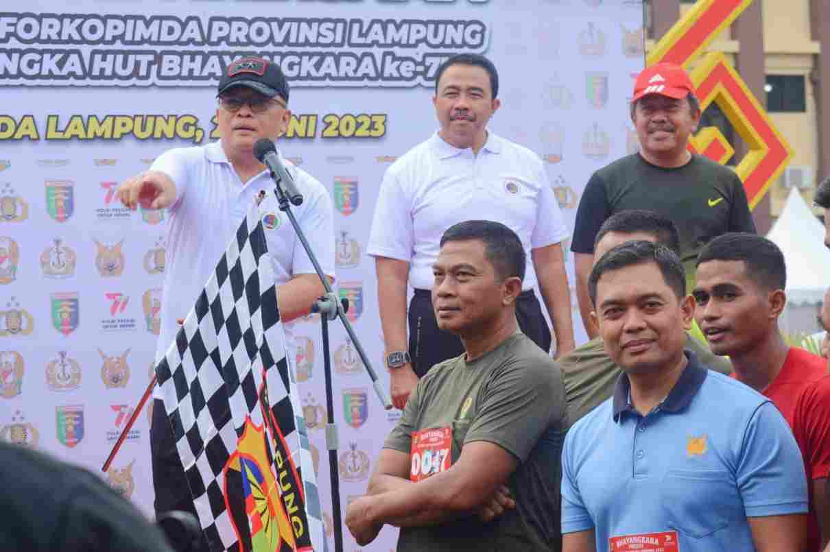 Meriahkan Hari Bhayangkara ke-77, Anggota Korem Bersinergi Berolahraga Bersama Meriahkan Hari Bhayangkara ke-77, Anggota Korem Bersinergi Berolahraga Bersama